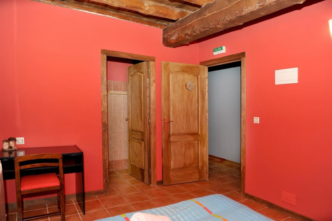La Cabana De Sara Vinuesa Exteriör bild